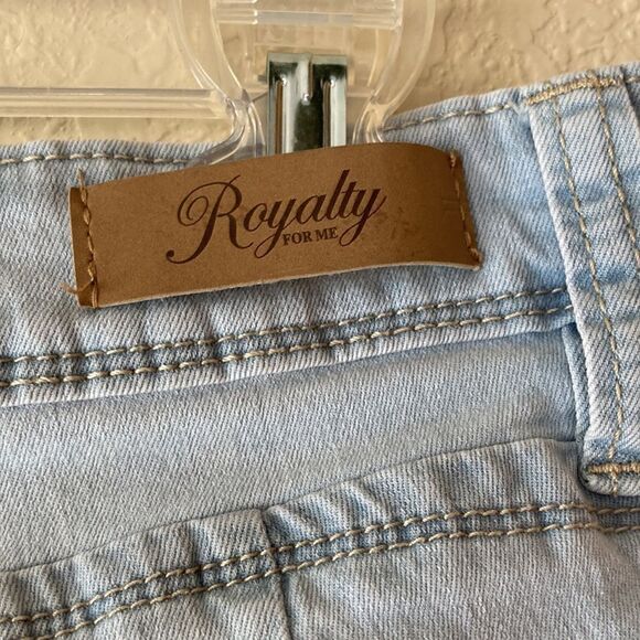 Royalty For Me WannaBettaButt Light Blue Cuffed Shorts Size 12 - Picture 5 of 11